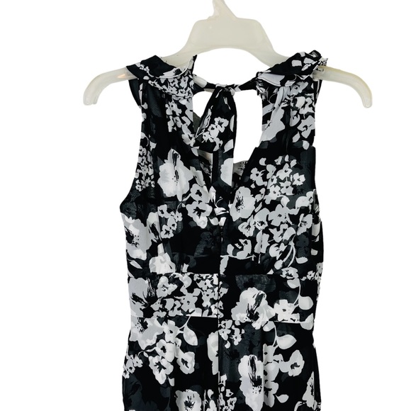 WHBM Floral Print Ruffled Halter Dress-black, white - Picture 6 of 9